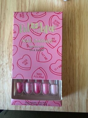 Red Aspen Press-On Nails
